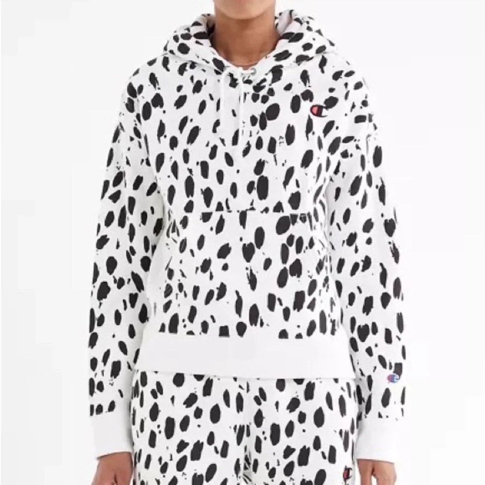 Champion UO Exclusive Animal Print Hoodie Sweatshirt - Picture 1 of 6